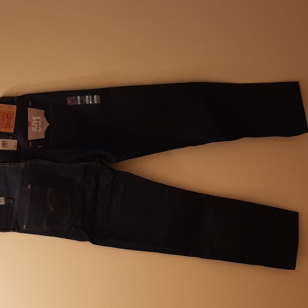 MEN'S LEVIS 501 SHRINK TO FIT JEANS 38X34 NWT.